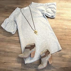 Vestique Grey Sweatshirt Mini Dress w Puffed Sleeves SzS